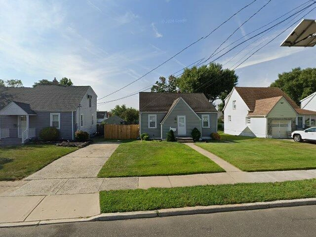 House image located at Trenton, NJ 08610