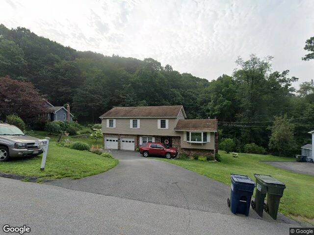 House image located at Mahopac, NY 10541
