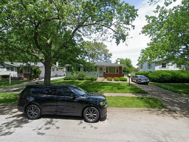 House image located at Lansing, IL 60438