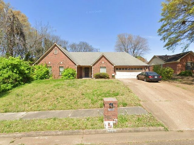House image located at Memphis, TN 38125