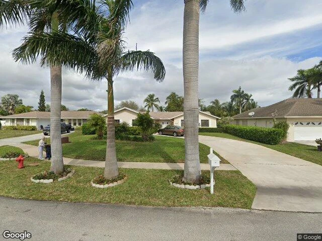 House image located at West Palm Beach, FL 33406