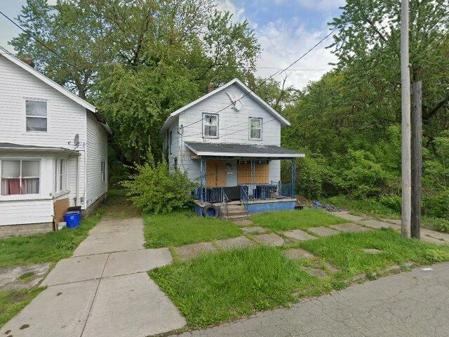 House image located at Erie, PA 16503