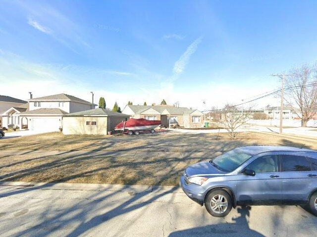 House image located at Burbank, IL 60459