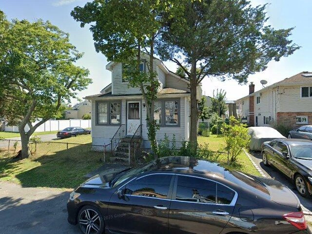 House image located at Lindenhurst, NY 11757