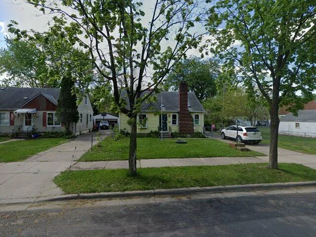 House image located at Saint Paul, MN 55118