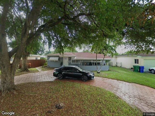 House image located at Hollywood, FL 33023