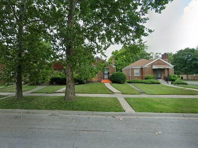 House image located at Riverdale, IL 60827