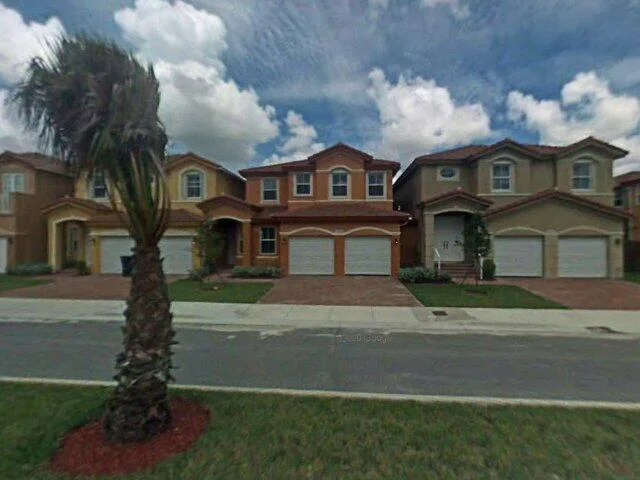House image located at Miami, FL 33178