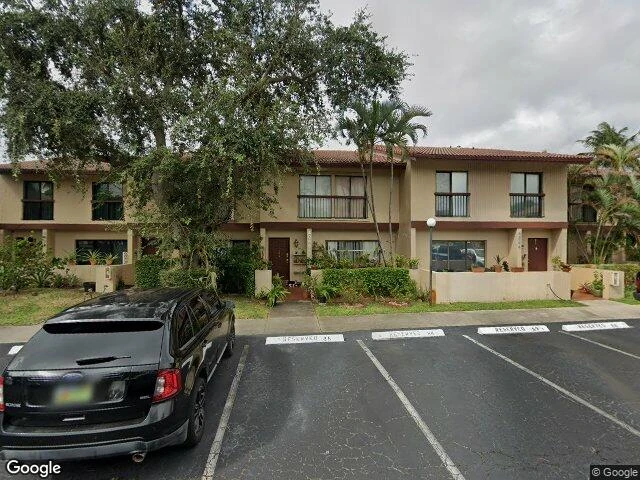 House image located at Hollywood, FL 33021