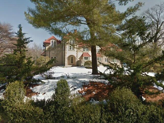 House image located at Port Washington, NY 11050