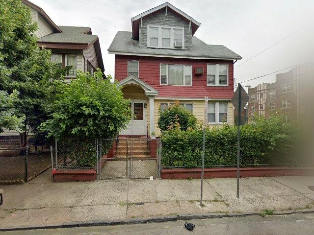 House image located at Newark, NJ 07112