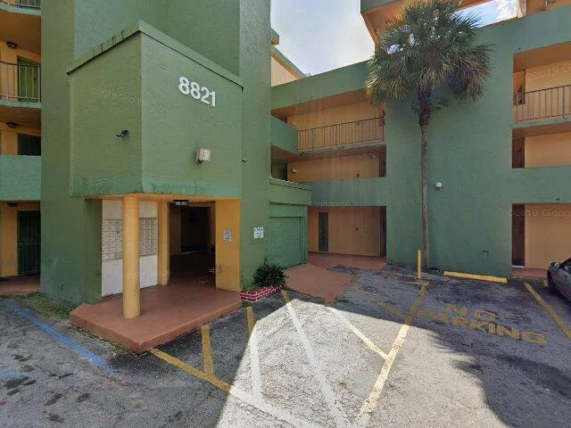 House image located at Miami, FL 33172