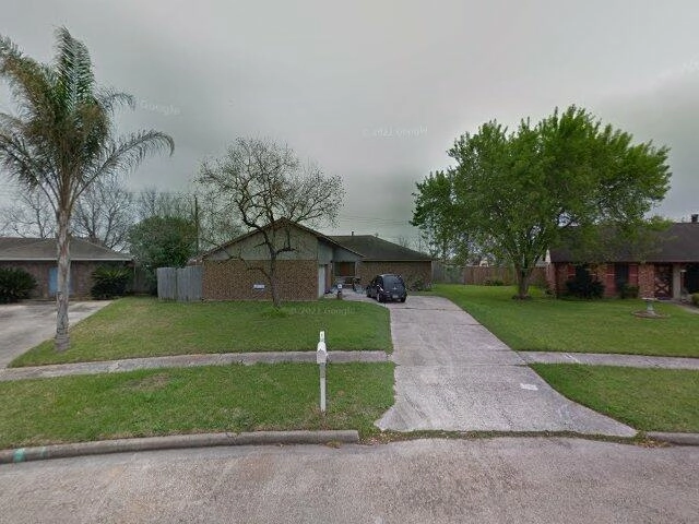 House image located at La Porte, TX 77571