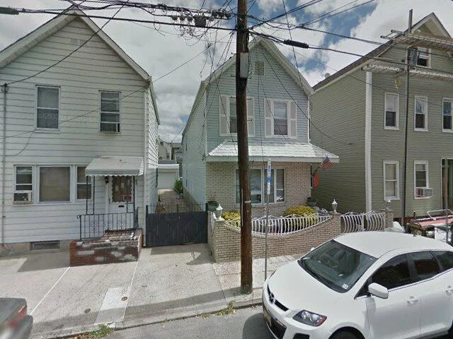 House image located at Newark, NJ 07105