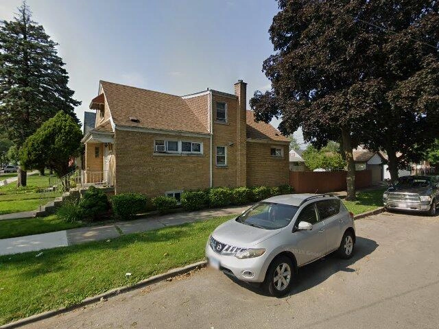 House image located at Chicago, IL 60629