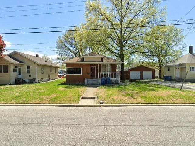 House image located at Alton, IL 62002