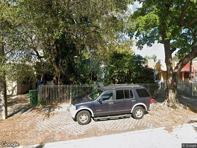 House image located at Miami, FL 33127