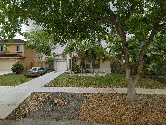 House image located at Miami, FL 33189