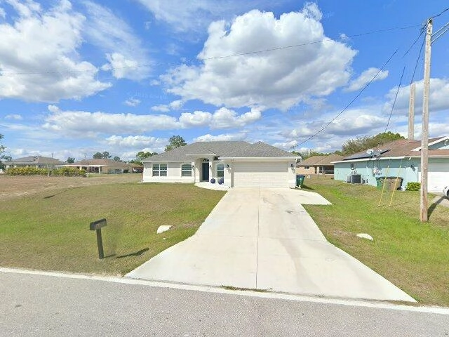 House image located at Cape Coral, FL 33909