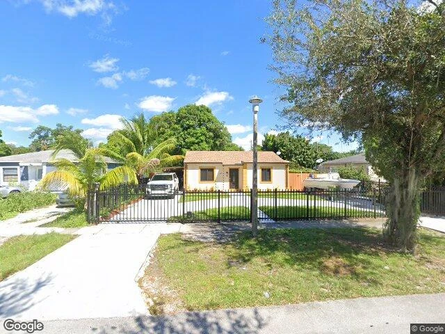 House image located at Miami, FL 33168