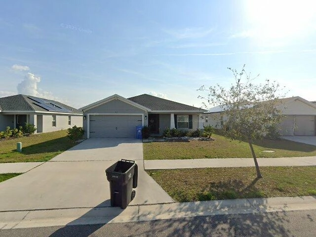 House image located at Ruskin, FL 33570