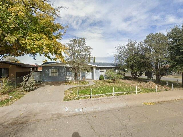 House image located at Roswell, NM 88203