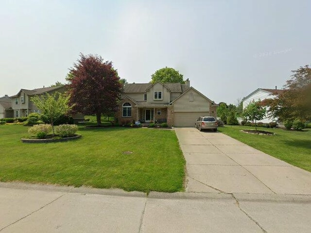 House image located at Lake Orion, MI 48362