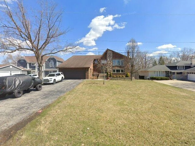 House image located at Palos Hills, IL 60465