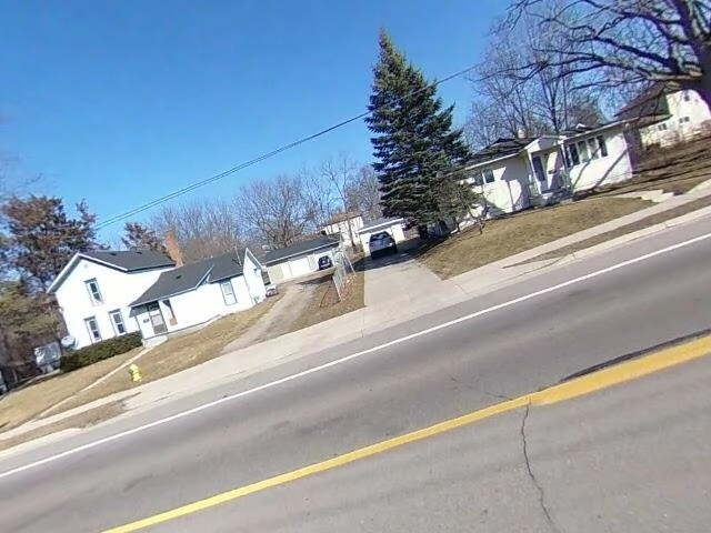 House image located at Owosso, MI 48867