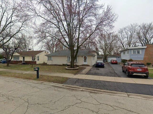 House image located at Bensenville, IL 60106