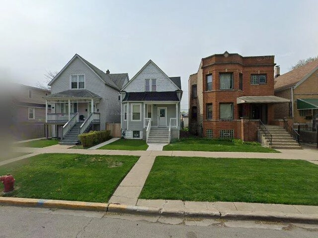 House image located at Chicago, IL 60651