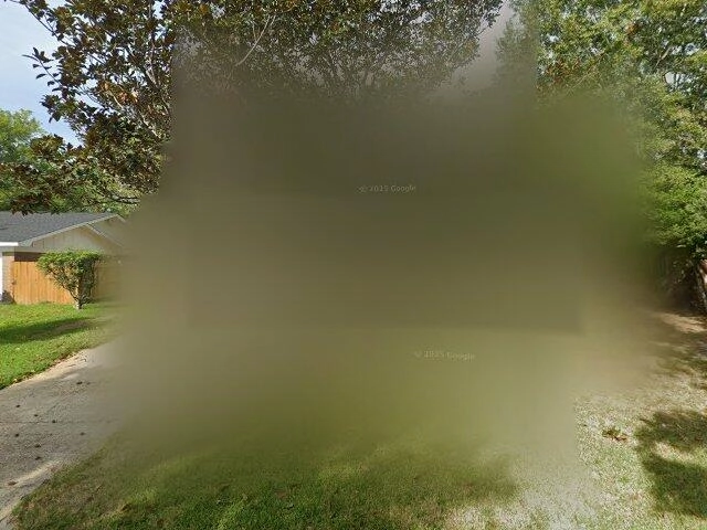 House image located at Ocean Springs, MS 39564