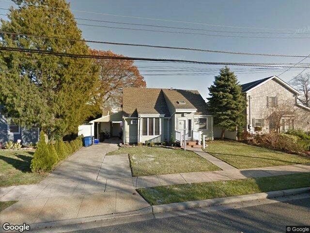 House image located at Oceanside, NY 11572