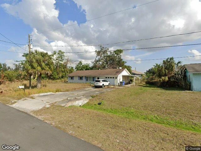 House image located at Ruskin, FL 33570