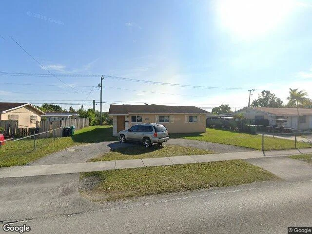 House image located at Miami, FL 33177