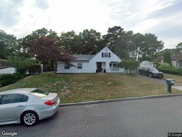 House image located at Farmingville, NY 11738