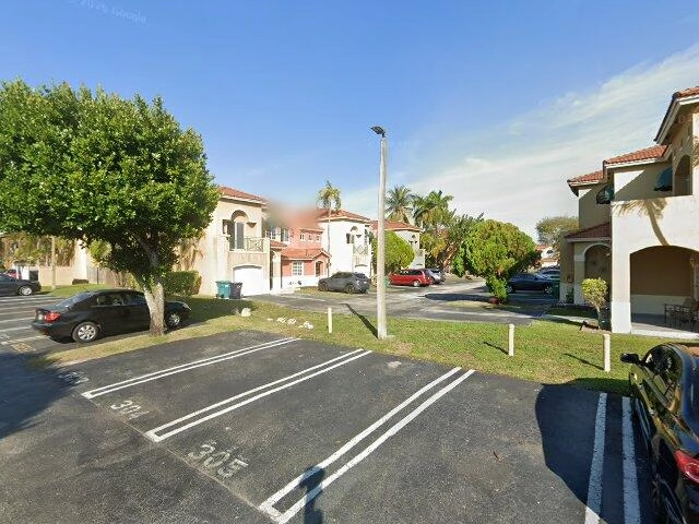 House image located at Miami, FL 33177