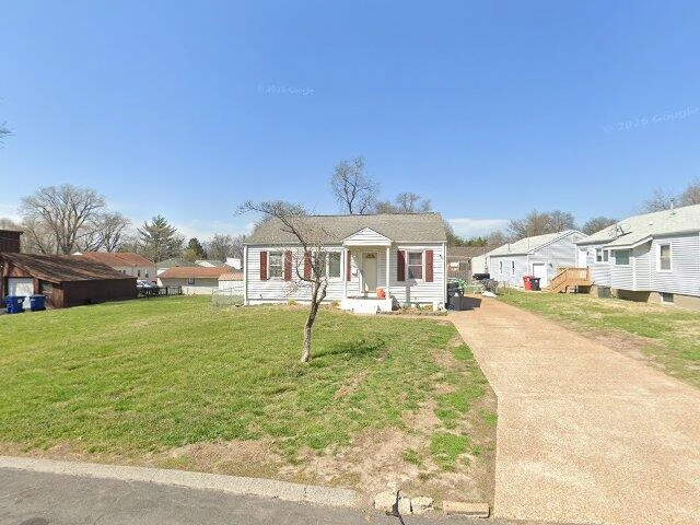 House image located at Florissant, MO 63031