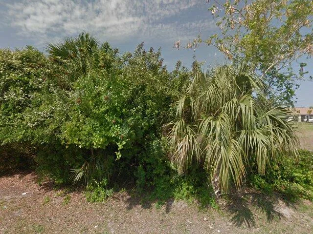 House image located at Cape Coral, FL 33909