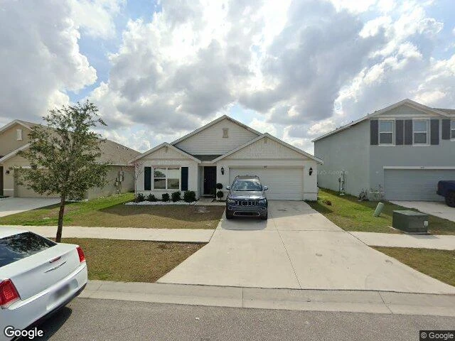 House image located at Ruskin, FL 33570