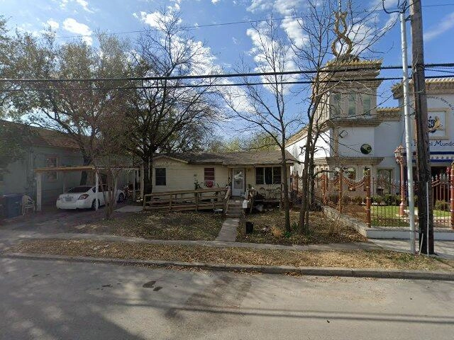 House image located at San Antonio, TX 78207