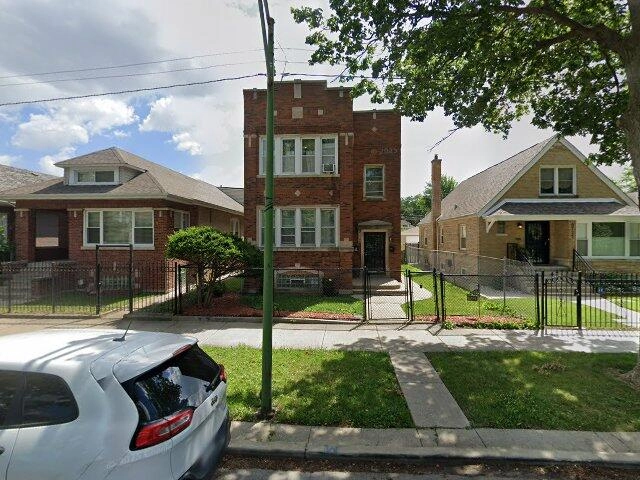 House image located at Chicago, IL 60620