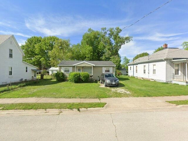 House image located at Taylorville, IL 62568