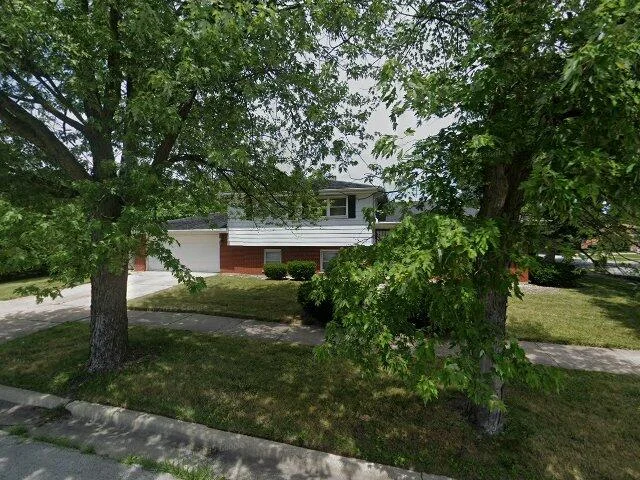 House image located at Dolton, IL 60419