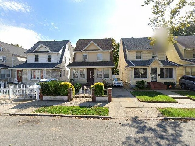 House image located at Saint Albans, NY 11412
