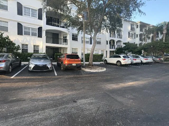 House image located at North Miami Beach, FL 33160