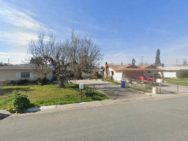 House image located at Porterville, CA 93257
