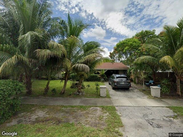 House image located at Hollywood, FL 33021
