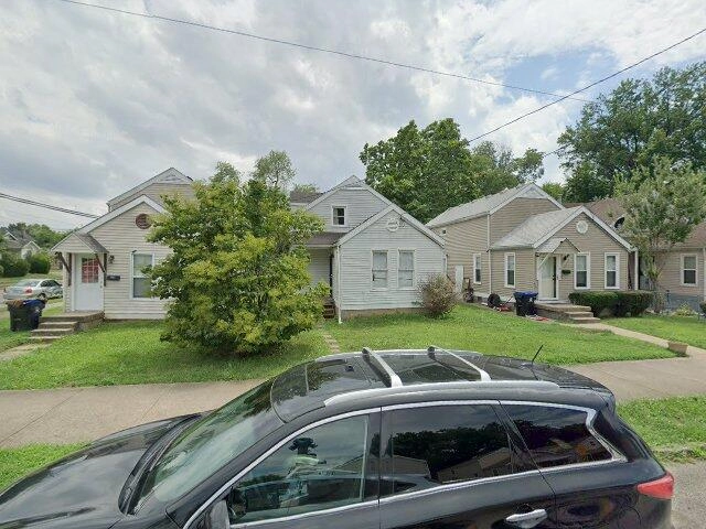 House image located at Louisville, KY 40203