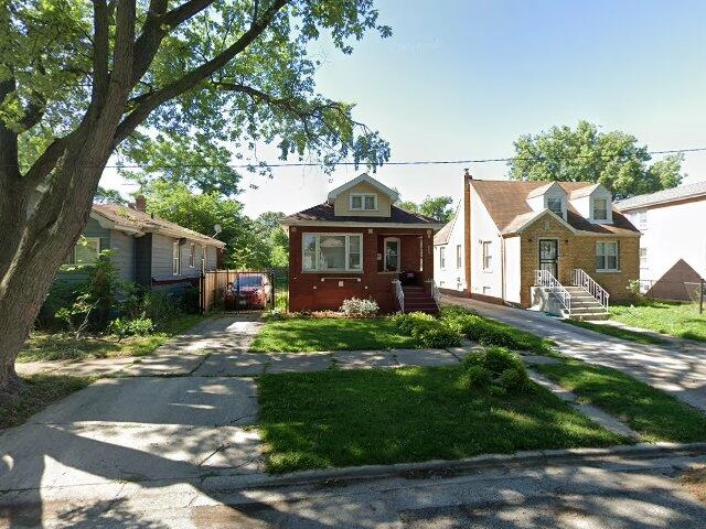 House image located at Chicago, IL 60643